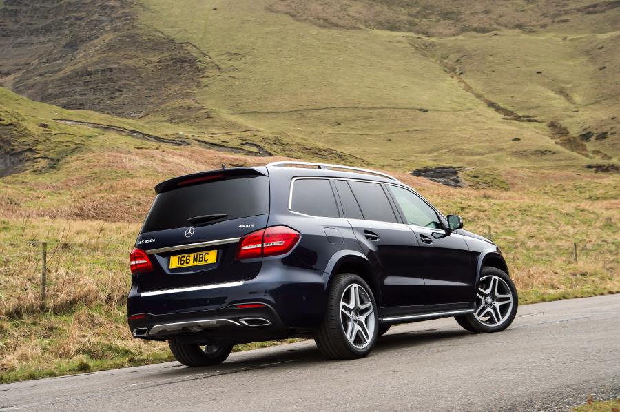  Mercedes-Benz GLS350d 4Matic AMG Line 2016 года  (UK) (фото 7 из 28)